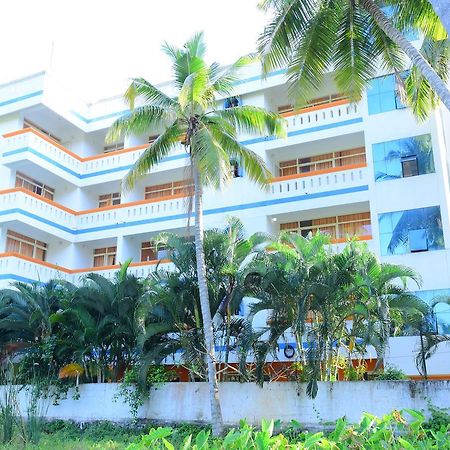 Ocean Bay Ayurvedic Beach Resort Kovalam Dış mekan fotoğraf