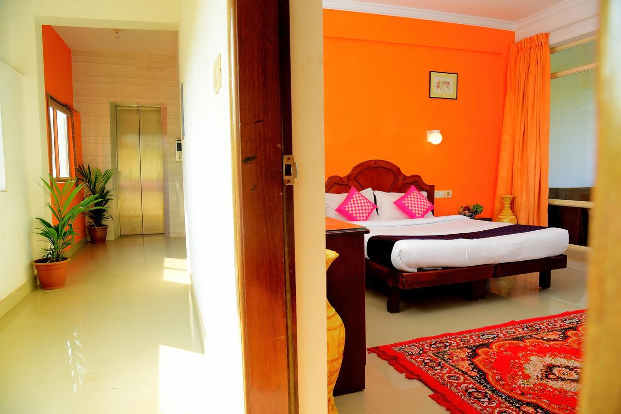 Ocean Bay Ayurvedic Beach Resort Kovalam Dış mekan fotoğraf