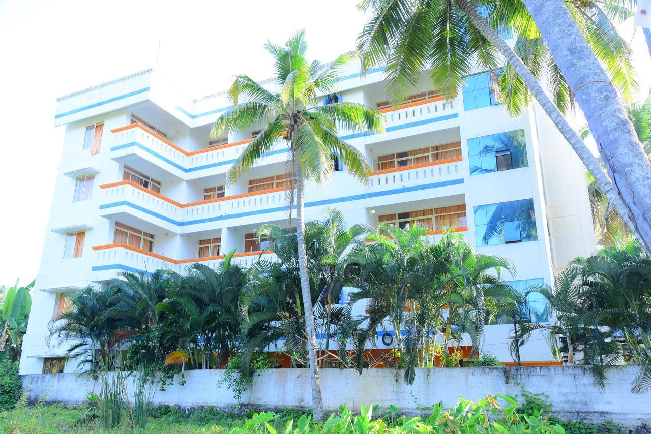 Ocean Bay Ayurvedic Beach Resort Kovalam Dış mekan fotoğraf
