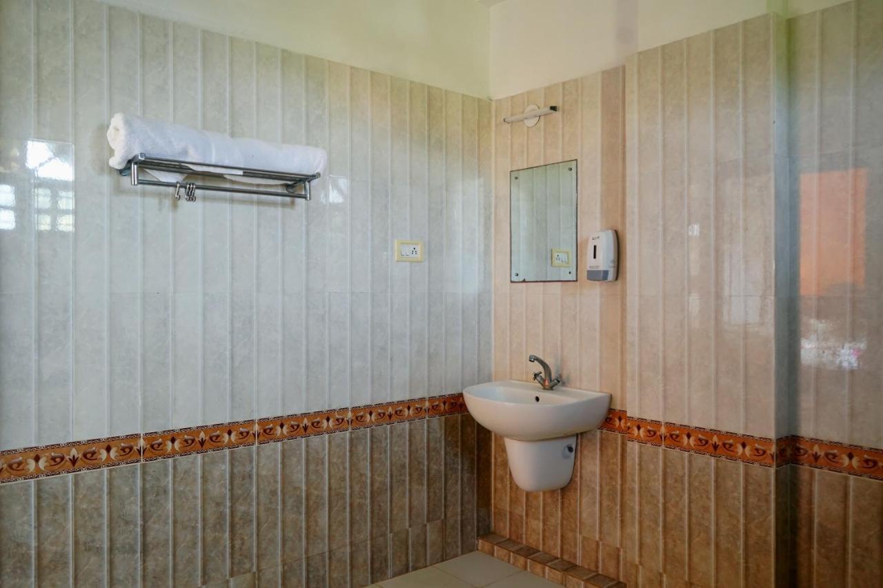 Ocean Bay Ayurvedic Beach Resort Kovalam Dış mekan fotoğraf